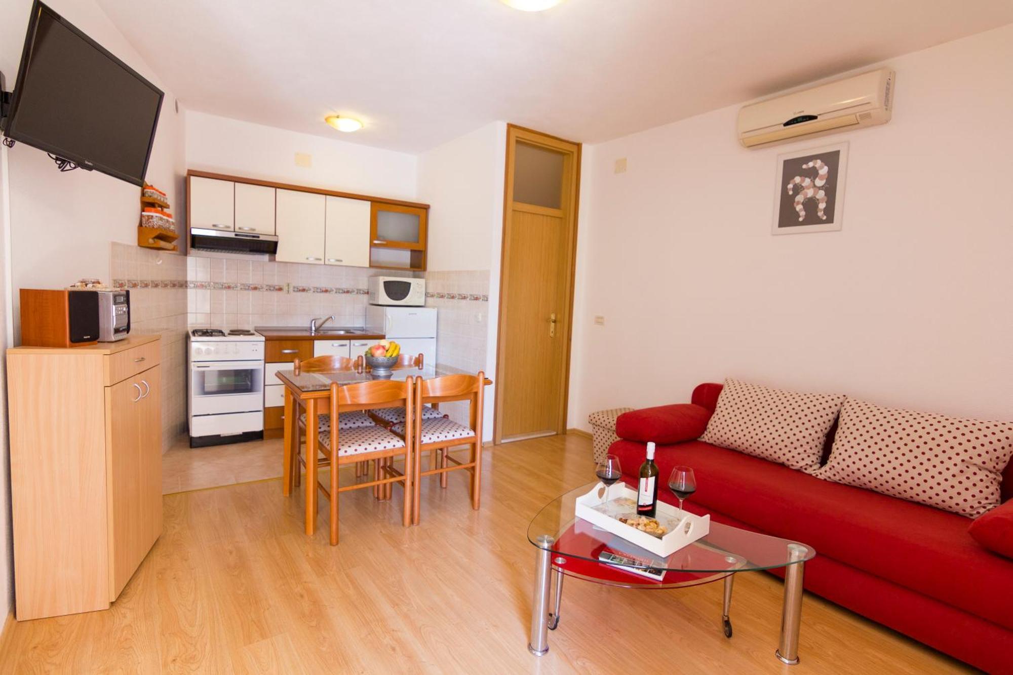 شقة Apartman Vulic Tučepi المظهر الخارجي الصورة