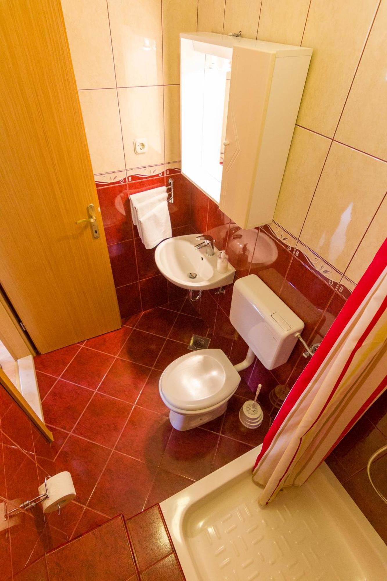 شقة Apartman Vulic Tučepi المظهر الخارجي الصورة